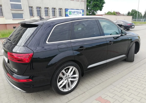 Audi Q7 cena 178000 przebieg: 235000, rok produkcji 2016 z Złocieniec małe 301